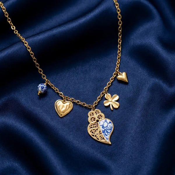 Collier Encanto de Viana fond bleu marine